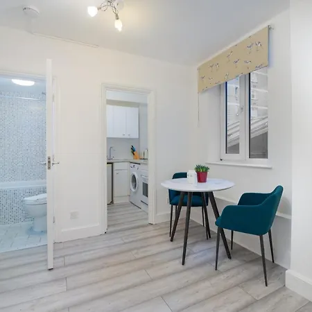 Capital Apartment 4 Chelsea Cloisters London Exterior photo